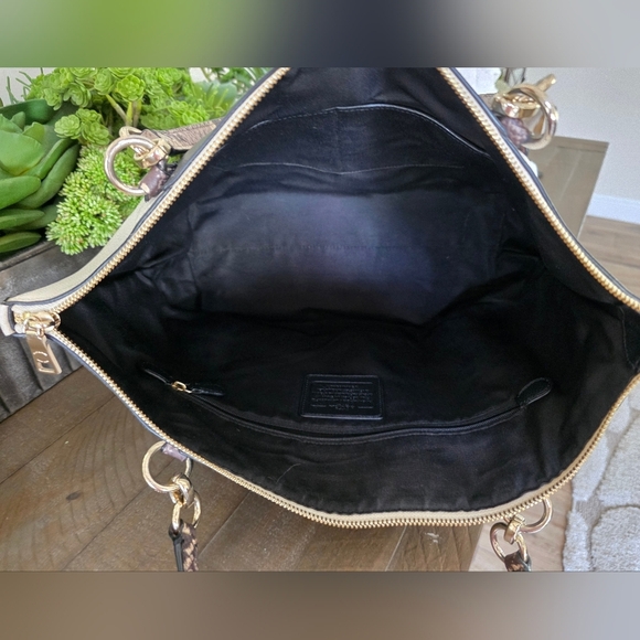 Coach Large Colorbock Leather Ava Tote With Snakeskin Embossed Handles - Picture 9 of 11